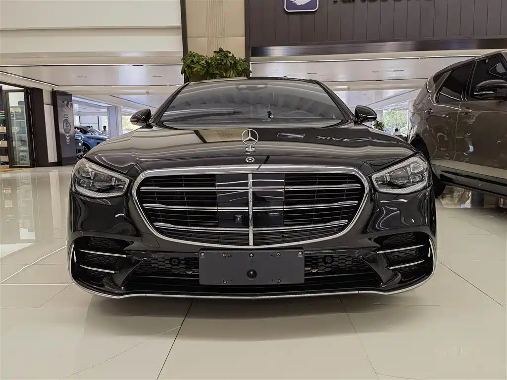 Mercedes-Benz S-Class 2025 — фото 2