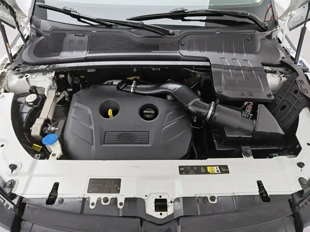 Land Rover Range Rover Evoque 2015 — фото 6