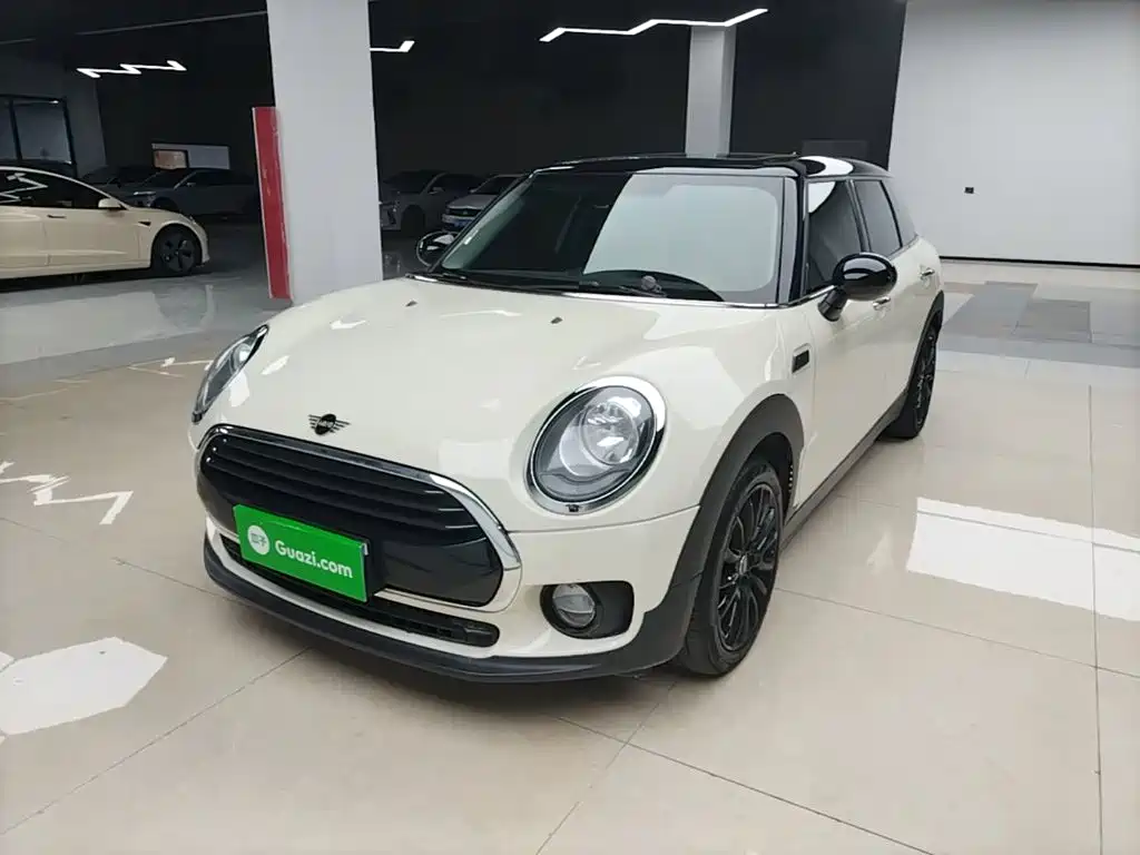 MINI Clubman 2018 — фото 2
