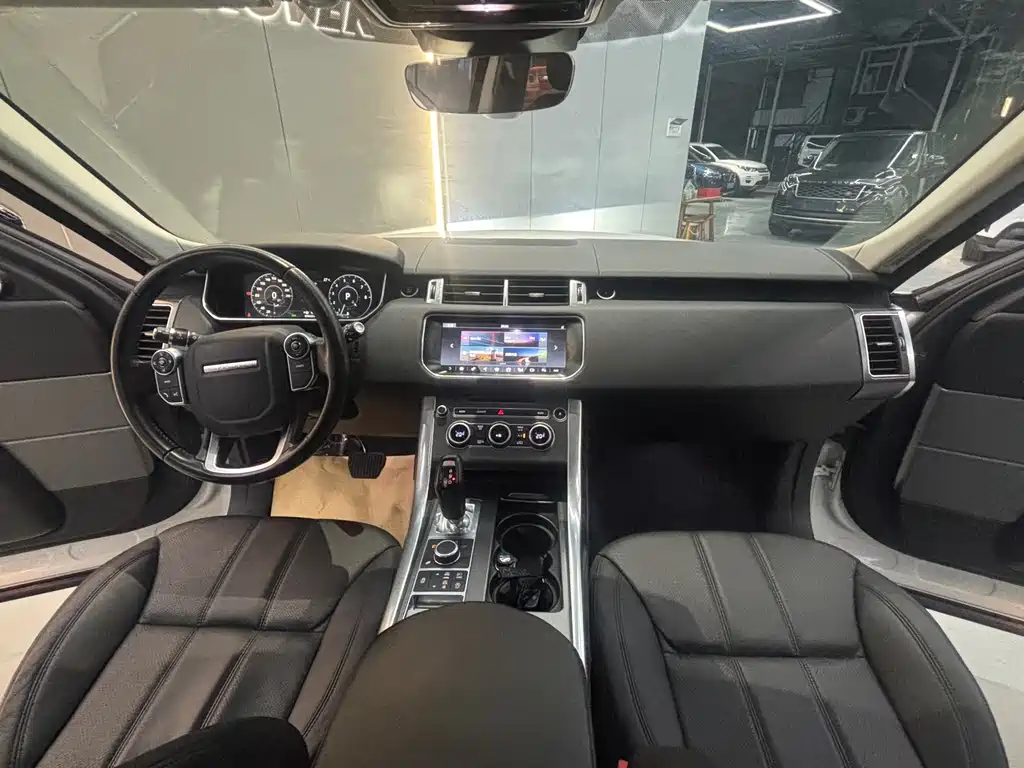 Land Rover Sport 2018 — фото 14