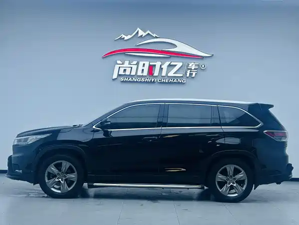 Toyota Highlander 2015