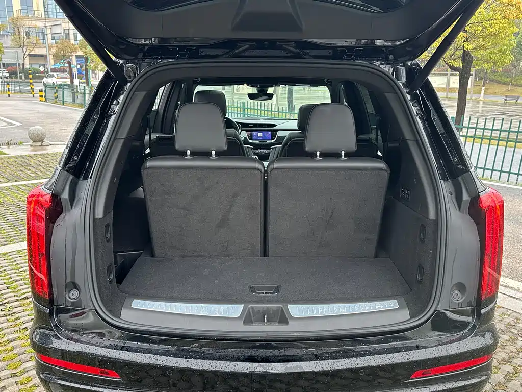 Cadillac XT6 2020 — фото 13