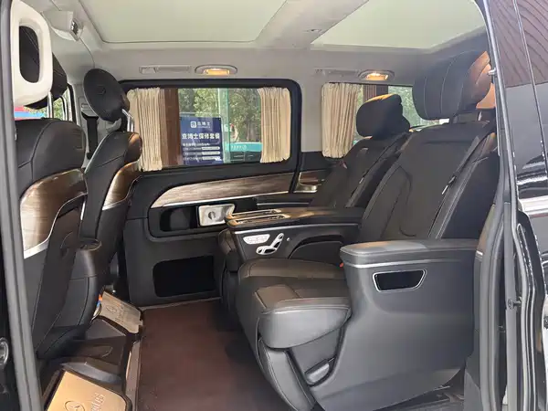 Mercedes-Benz V-Class 2023