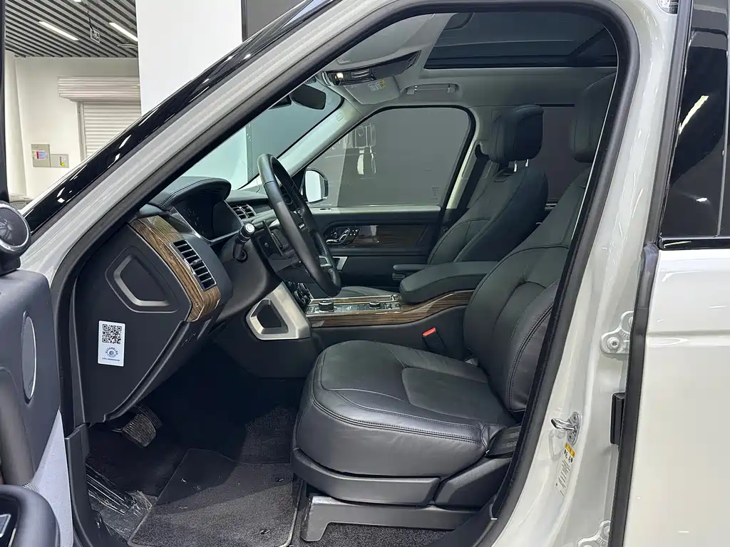 Land Rover Range Rover 2018 — фото 10