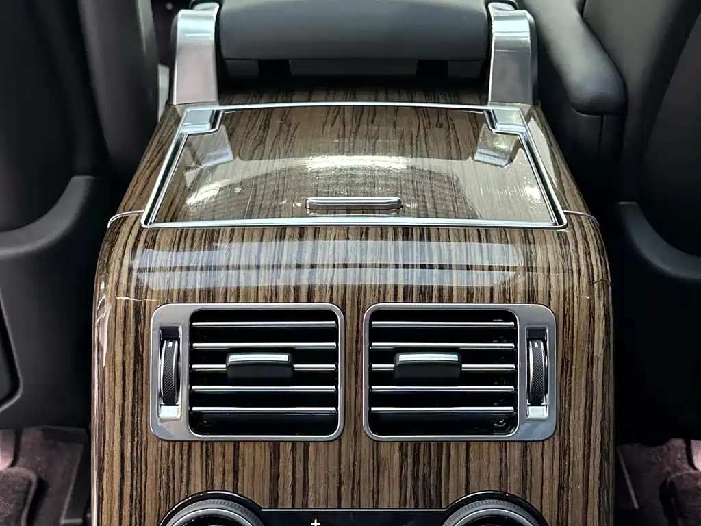 Land Rover Range Rover 2018 — фото 13