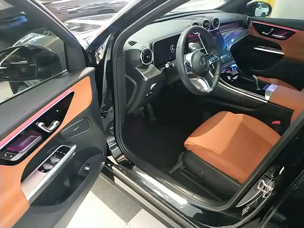 Mercedes-Benz GLC 2023 — фото 11