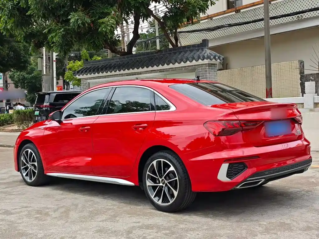 Audi A3 2023 — фото 25