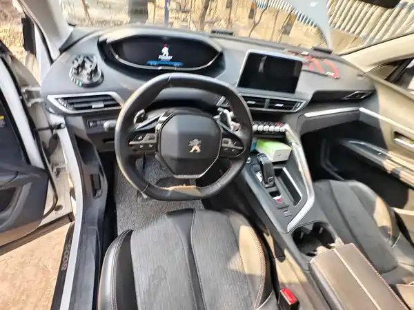 Peugeot 5008 2018