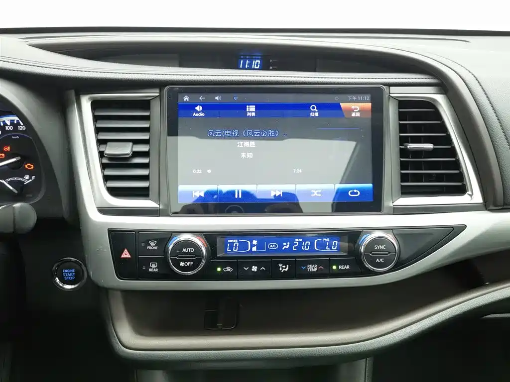 Toyota Highlander 2018 — фото 12