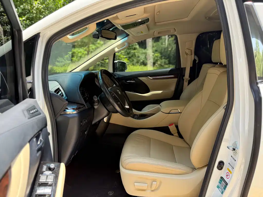 Toyota Alphard 2018 — фото 4