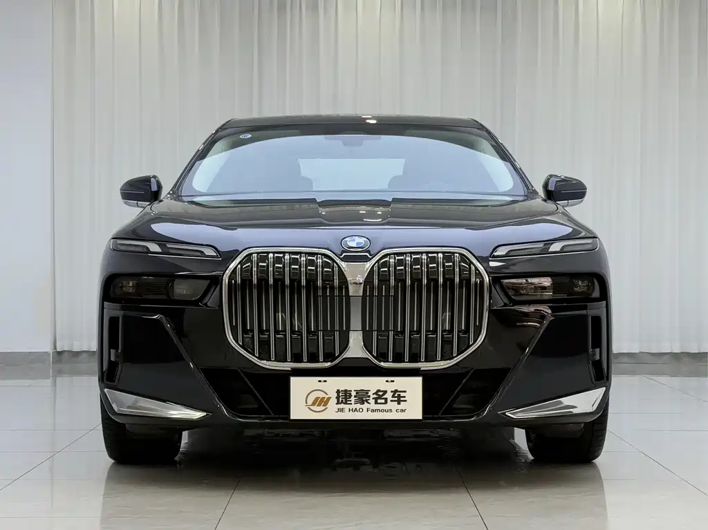 BMW 7 Series 2026 — фото 1