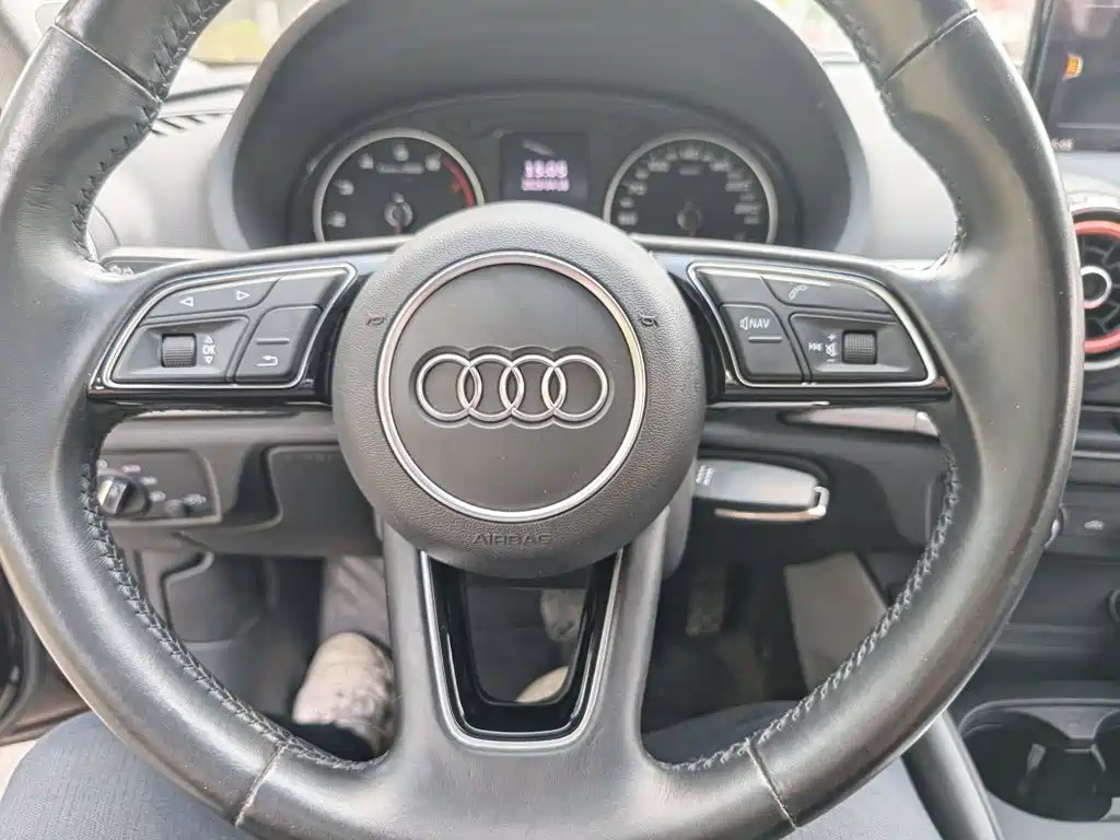 Audi A3 2019 — фото 15