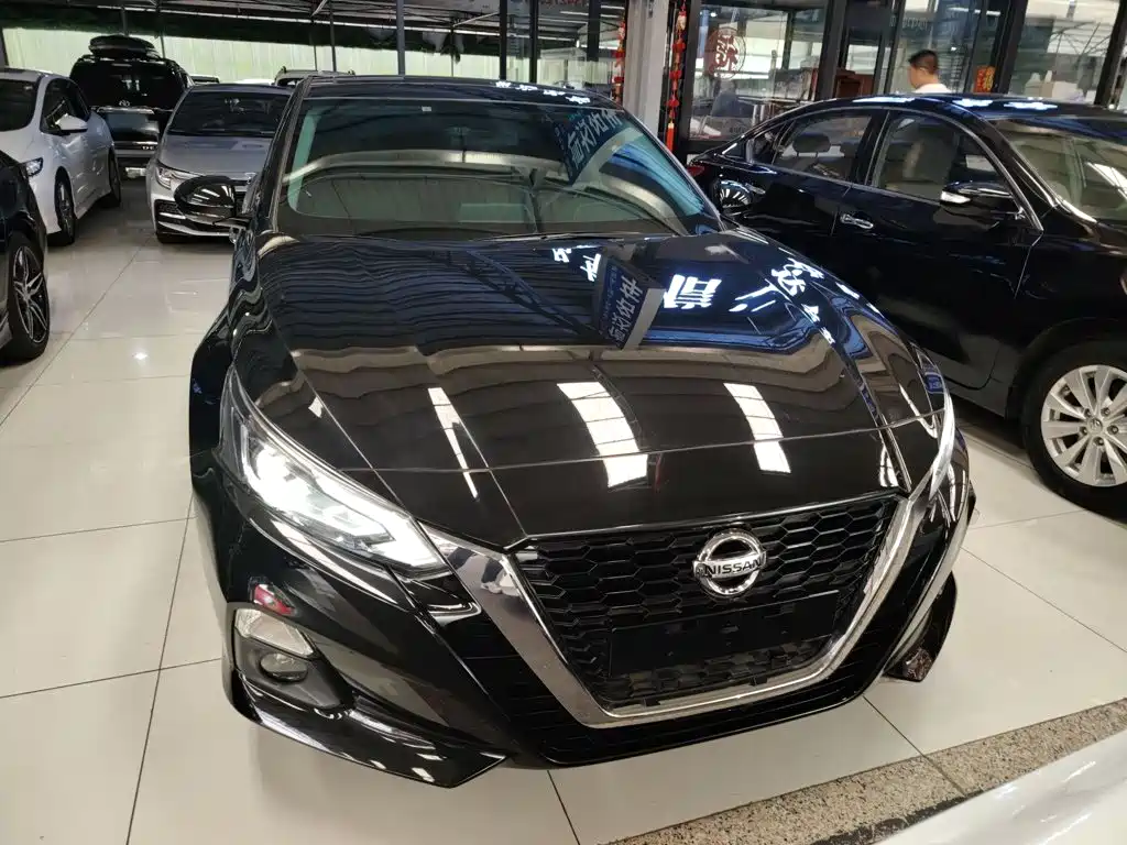 Nissan Teana 2023