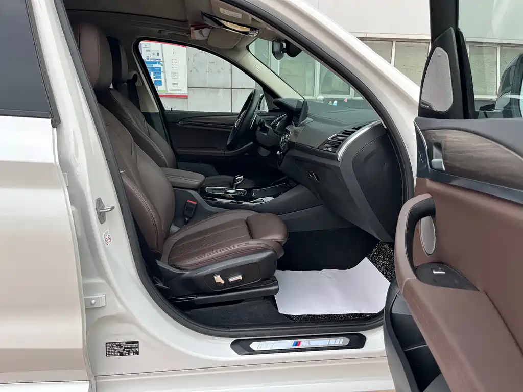 BMW X3 2022 — фото 25