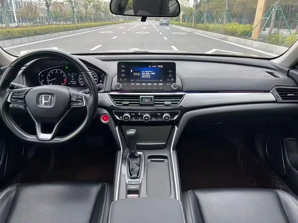 Honda Inspire 2019 — фото 5