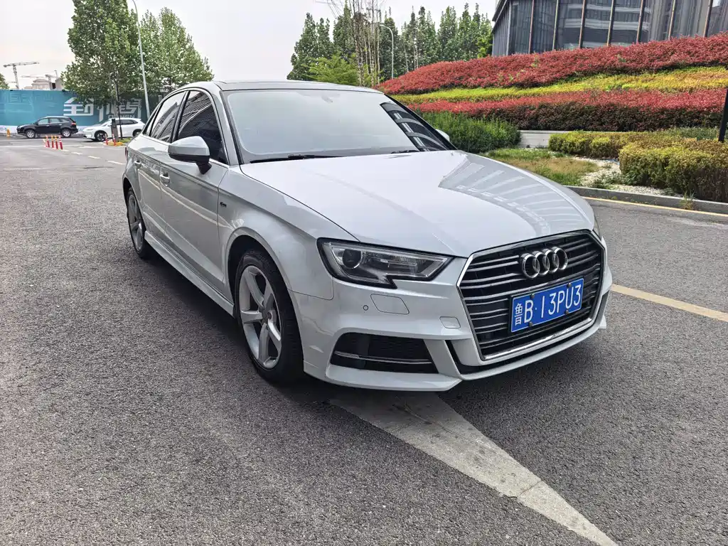 Audi A3 2017 — фото 3