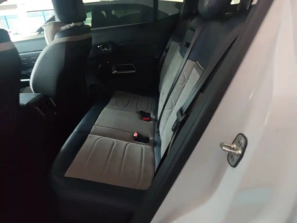 Citroen C5 AIRCROSS 2022 — фото 17