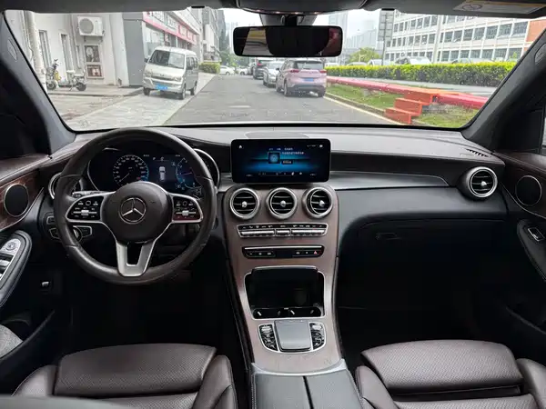 Mercedes-Benz GLC 2020