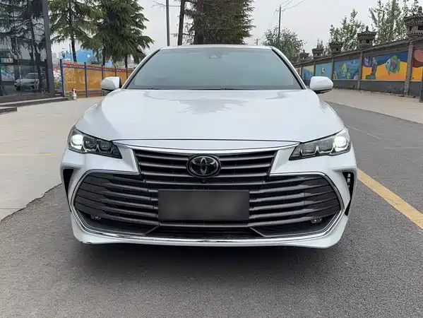 Toyota Avalon 2022