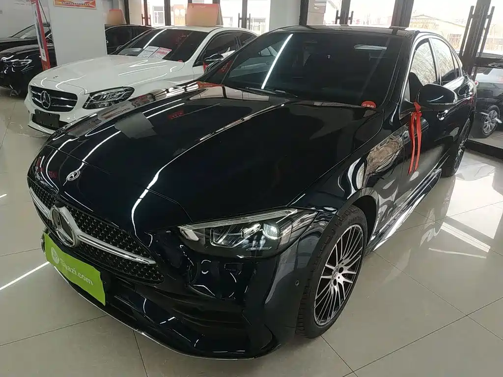 Mercedes-Benz C-Class 2024