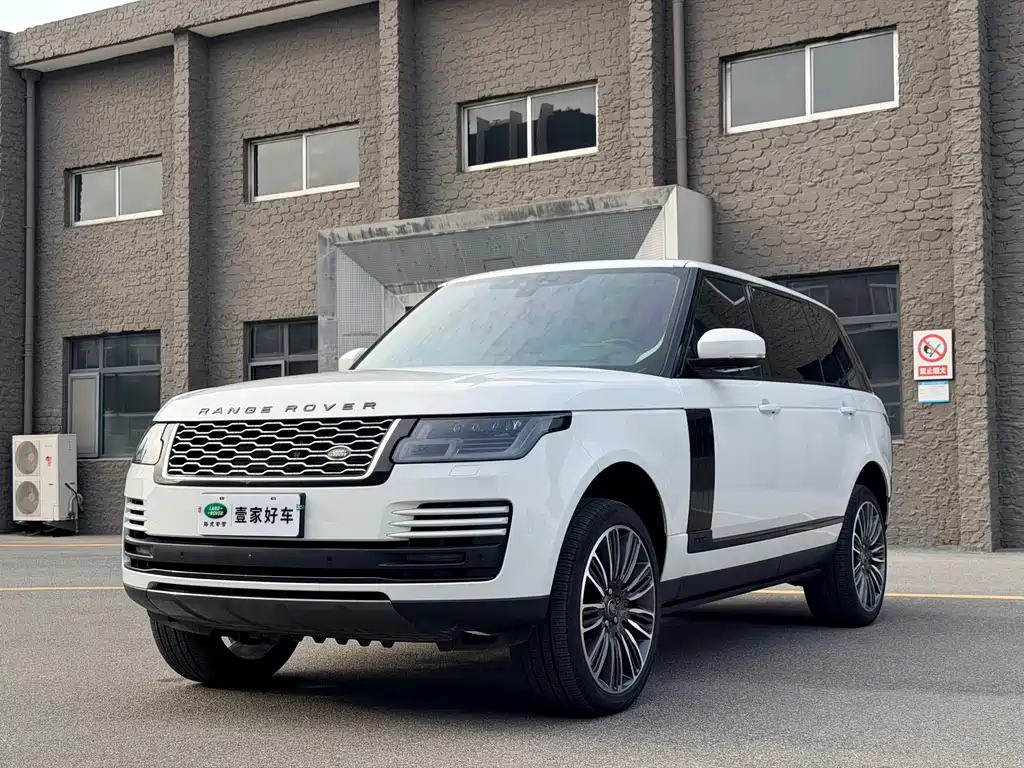 Land Rover Range Rover 2020 — фото 1
