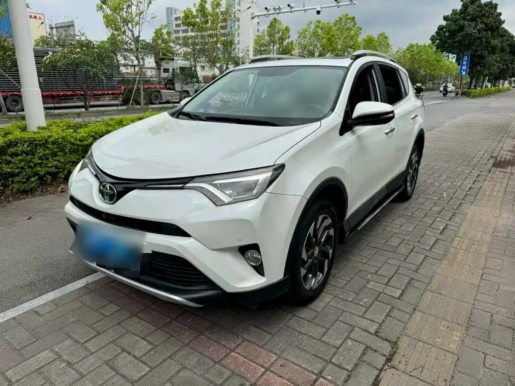 Toyota RAV4 2016