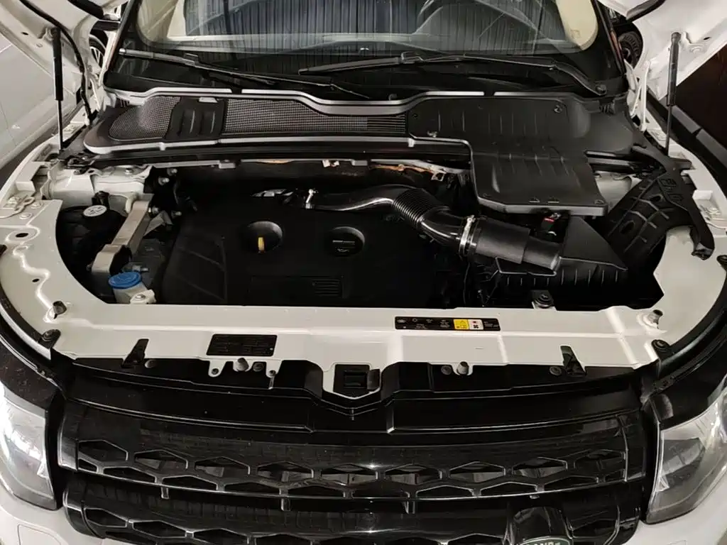 Land Rover Evoque 2015 — фото 20