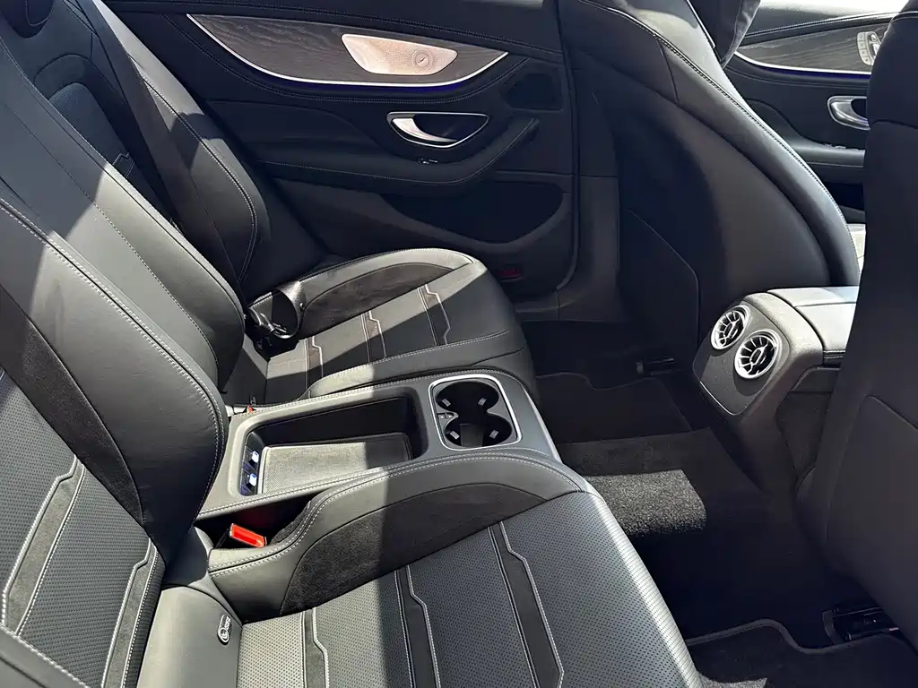 Mercedes-Benz AMG GT 2020 — фото 11