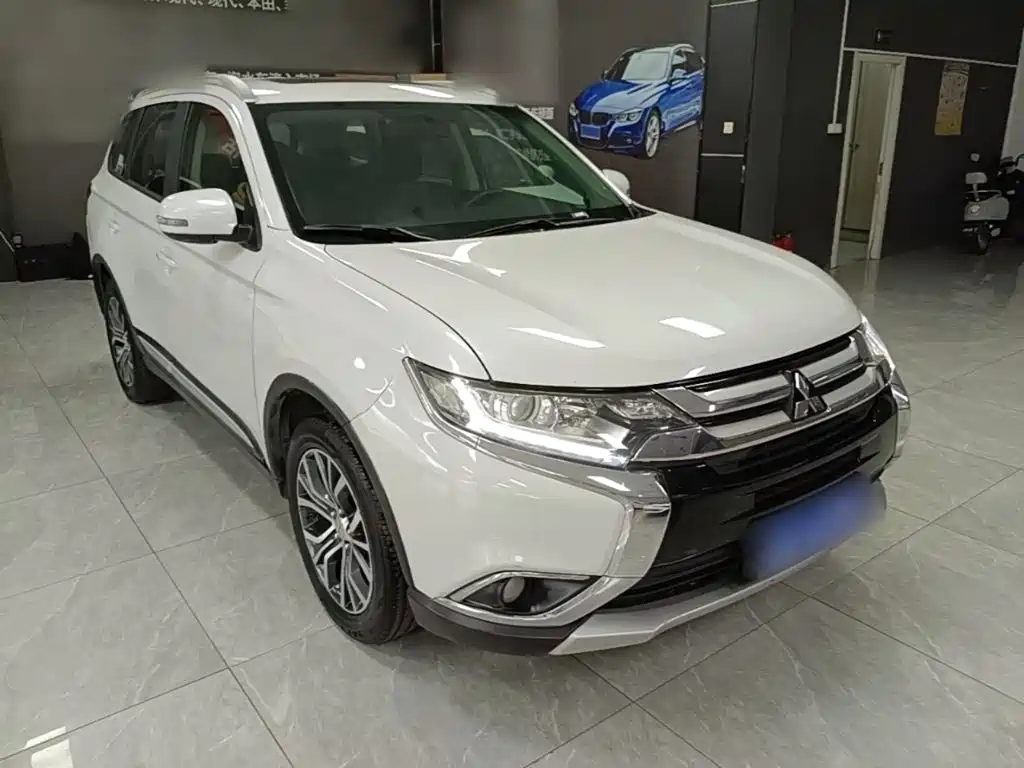 Mitsubishi Outlander 2017