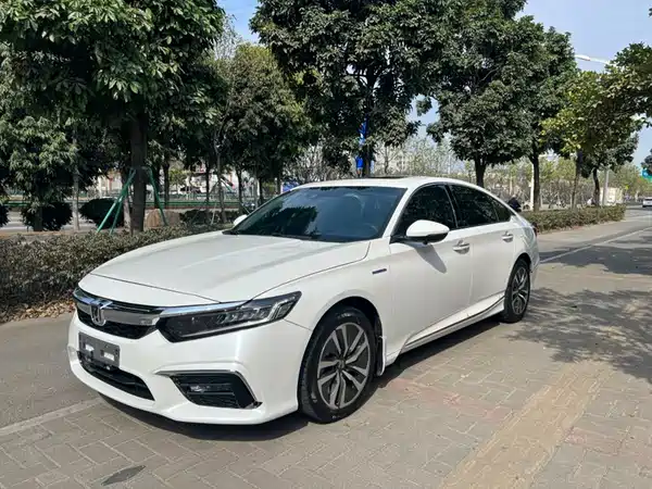 Honda Inspire 2020