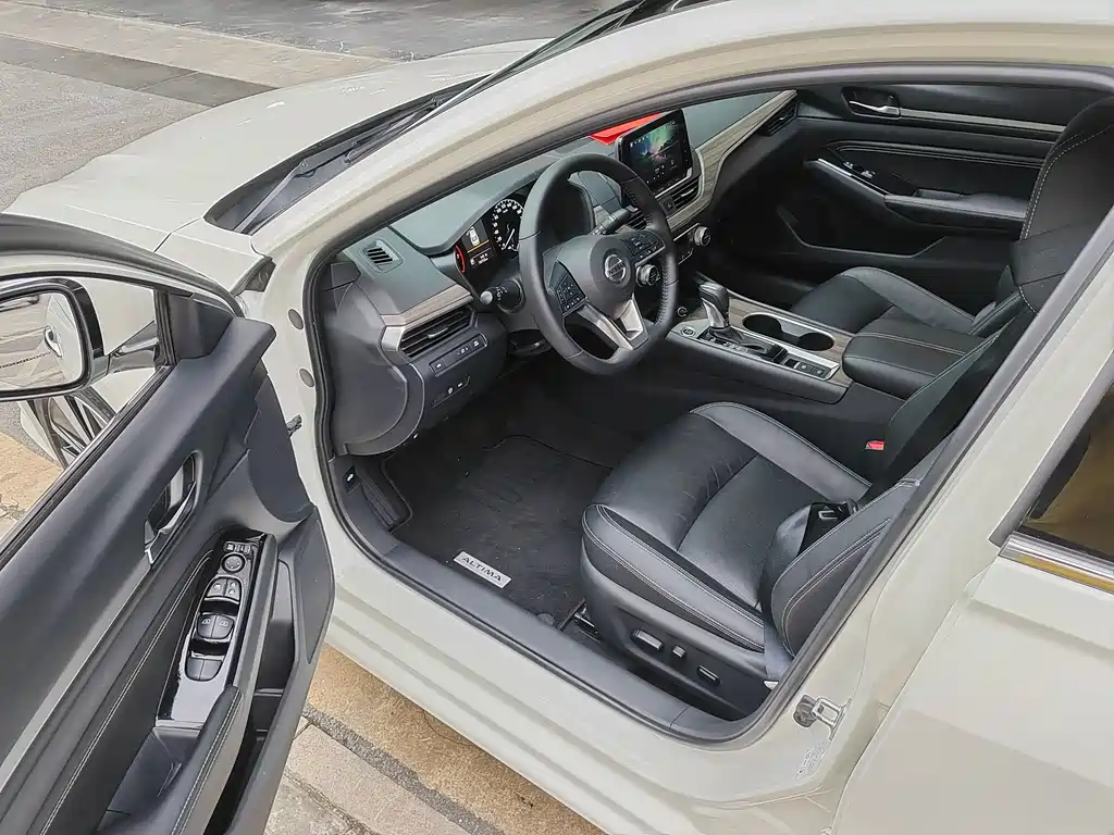 Nissan Teana 2021