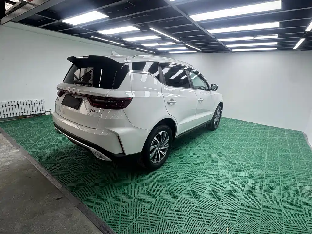Geely Vision X6 2022 — фото 6