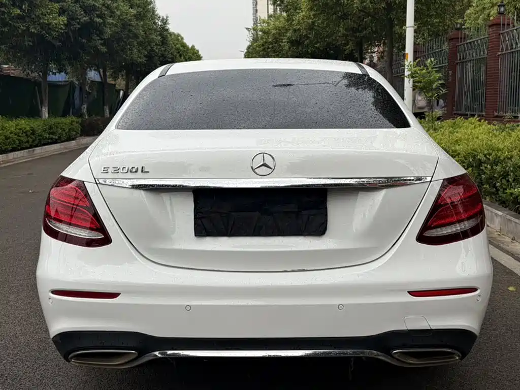 Mercedes-Benz E-Class 2018