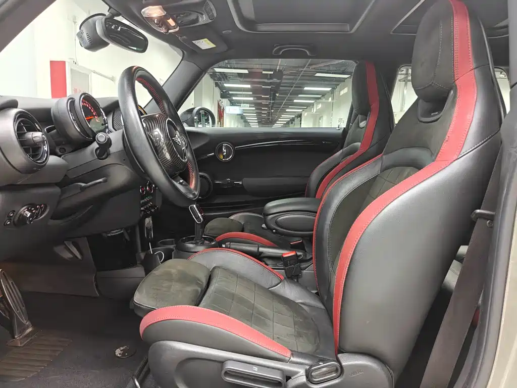 MINI MINI 2018