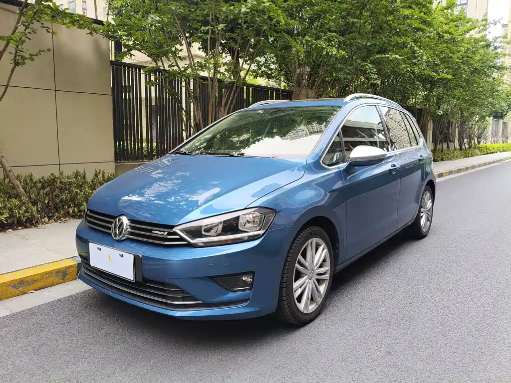Volkswagen Golf Sportsvan 2017 — фото 1