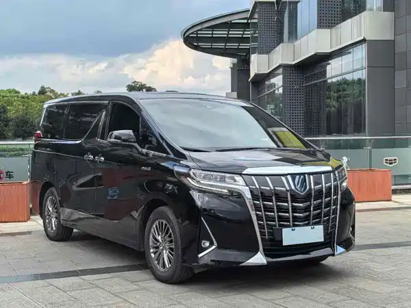Toyota Alphard 2021