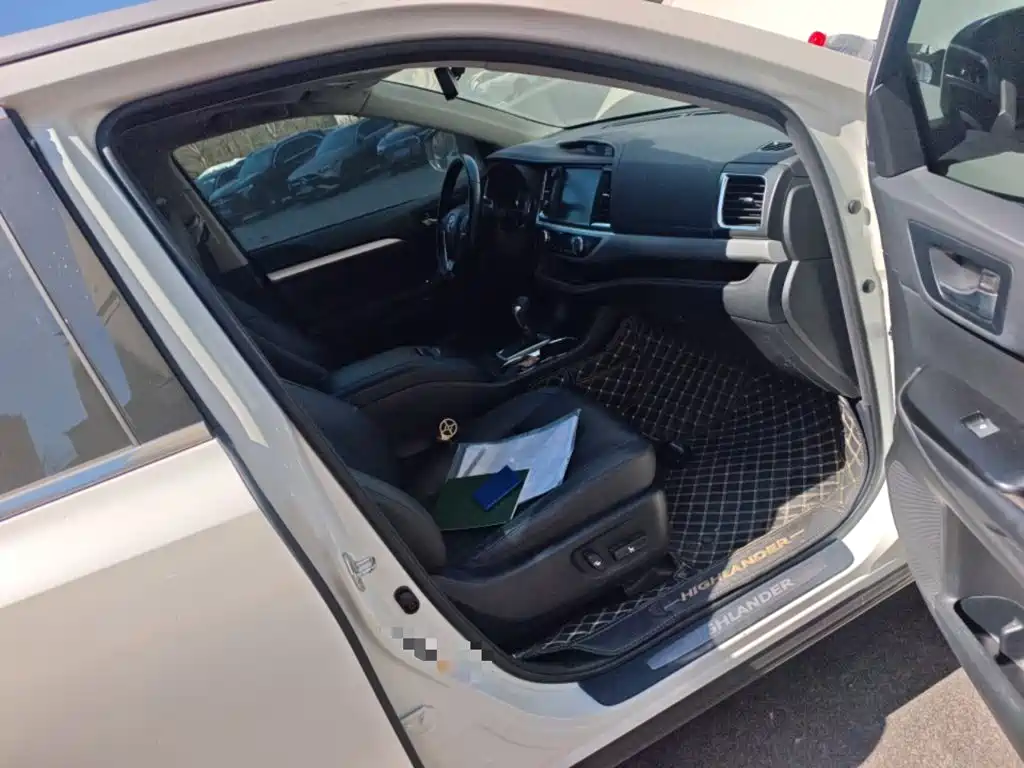 Toyota Highlander 2019 — фото 20
