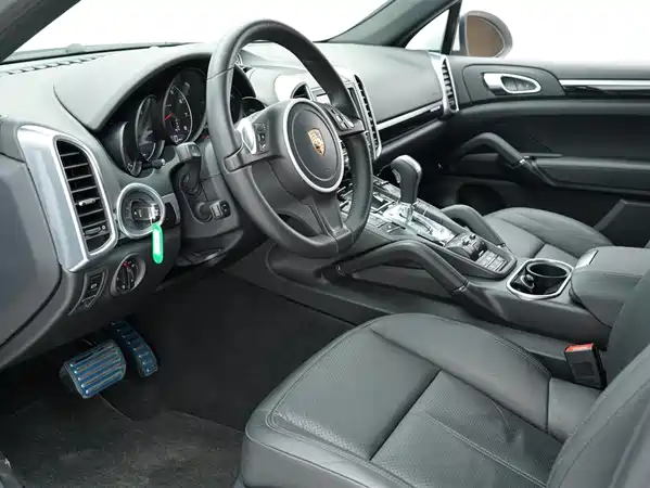 Porsche Cayenne 2011