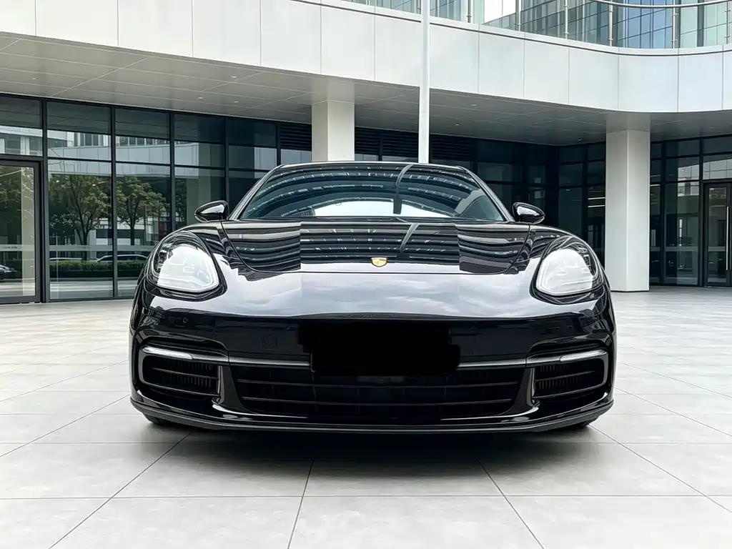 Porsche Panamera 2019 — фото 2