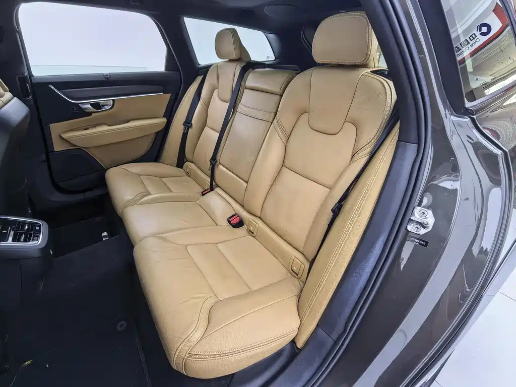 Volvo V90 2019 — фото 26