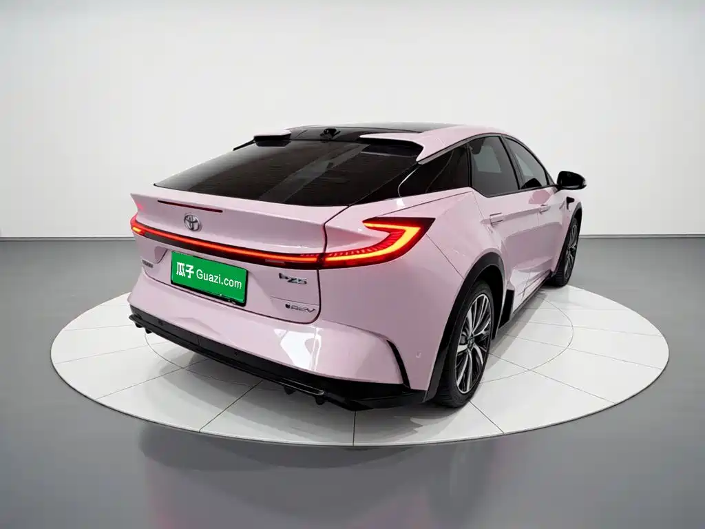 Toyota bZ5 2025