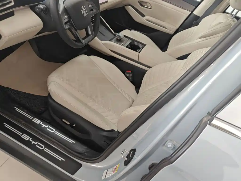 BYD Qin L 2025 — фото 15