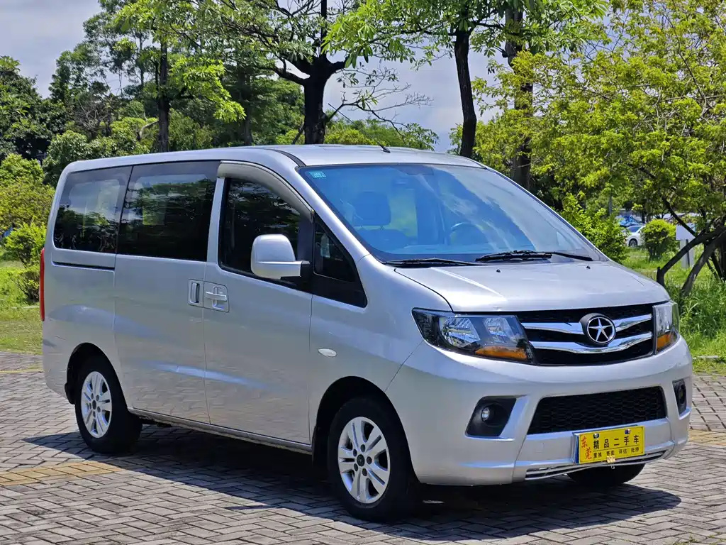 JAC Refine Refine M3 2015 — фото 3