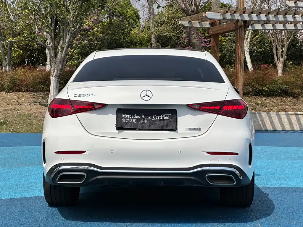 Mercedes-Benz C-Class 2023 — фото 9