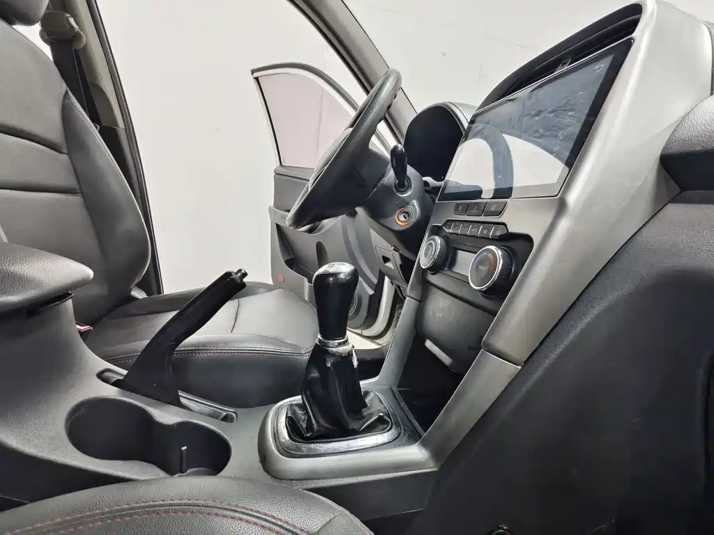 Chery Tiggo 3 2015 — фото 15
