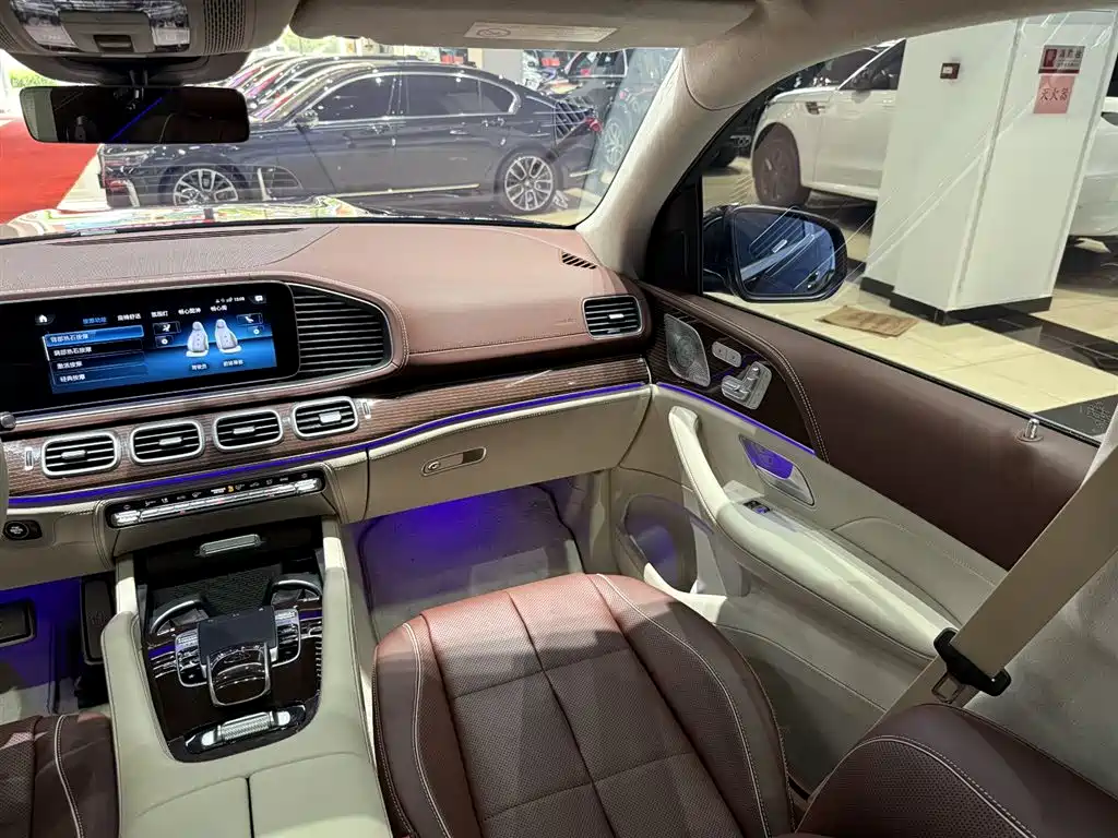 Mercedes-Benz GLS 2021 — фото 27