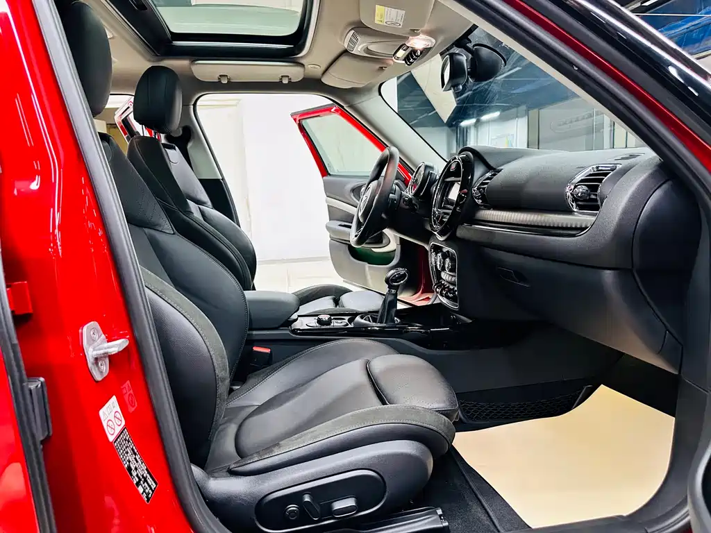 MINI Clubman 2018 — фото 27