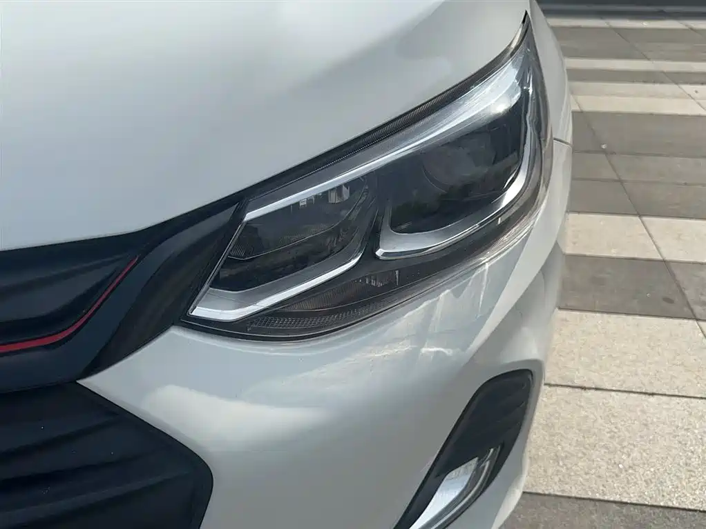 Chevrolet Cavalier 2020 — фото 19