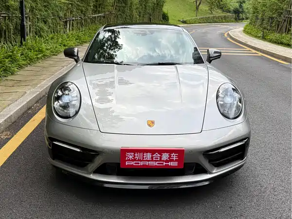 Porsche 911 2022
