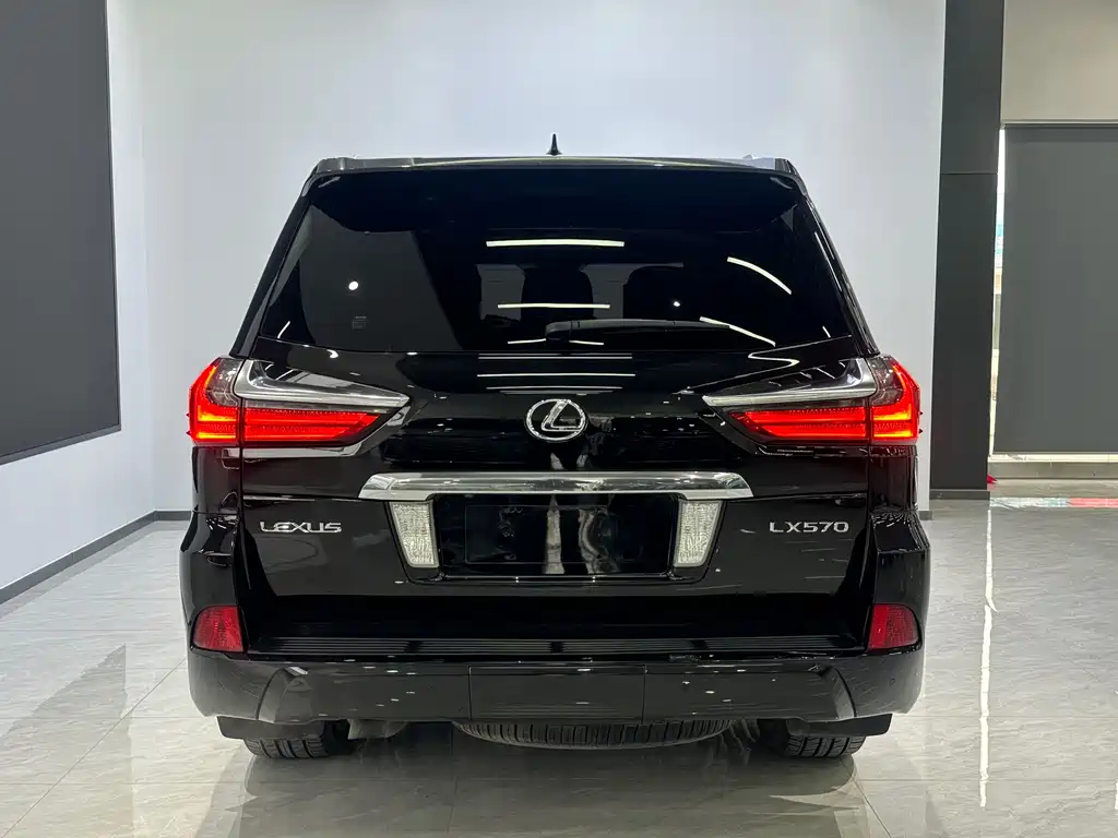Lexus LX 2016 — фото 5